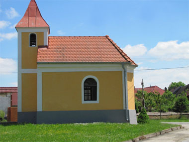 Kaplička ve Frahelži Kaplička ve Frahelži